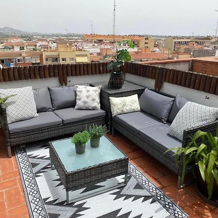 Apartamento Con Terraza Y Piscina En מלגרט דה מאר מראה חיצוני תמונה