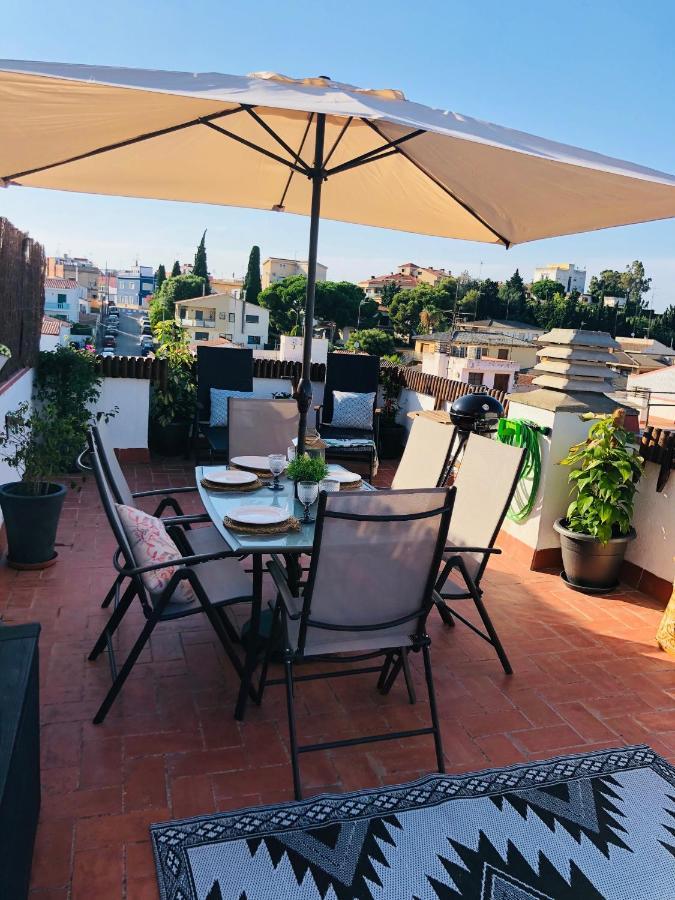 Apartamento Con Terraza Y Piscina En מלגרט דה מאר מראה חיצוני תמונה