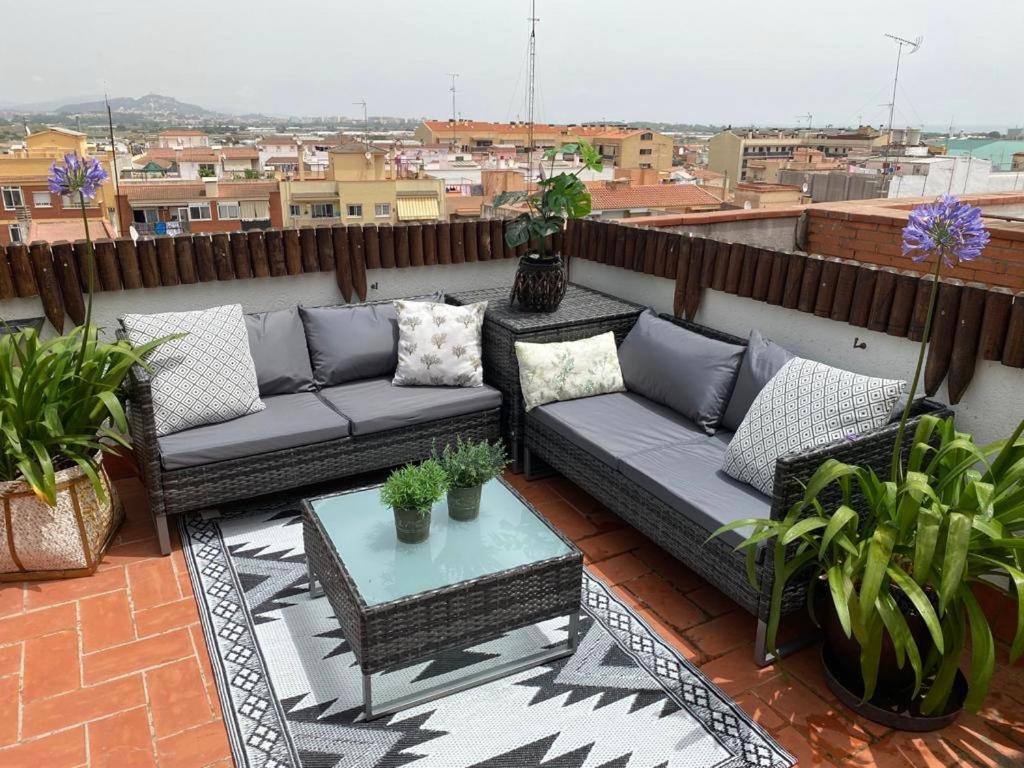 Apartamento Con Terraza Y Piscina En מלגרט דה מאר מראה חיצוני תמונה