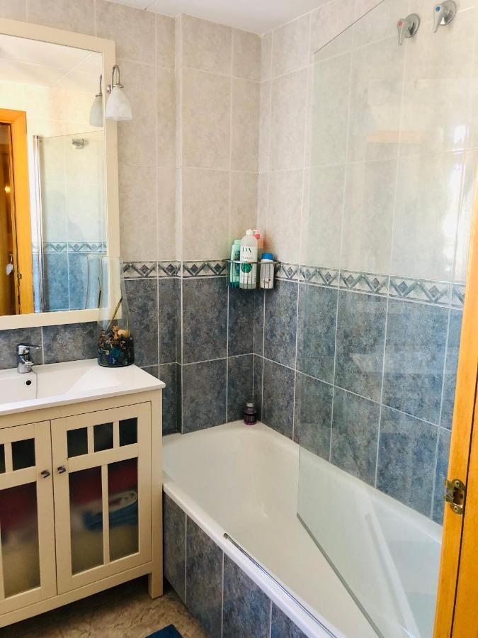 Apartamento Con Terraza Y Piscina En מלגרט דה מאר מראה חיצוני תמונה