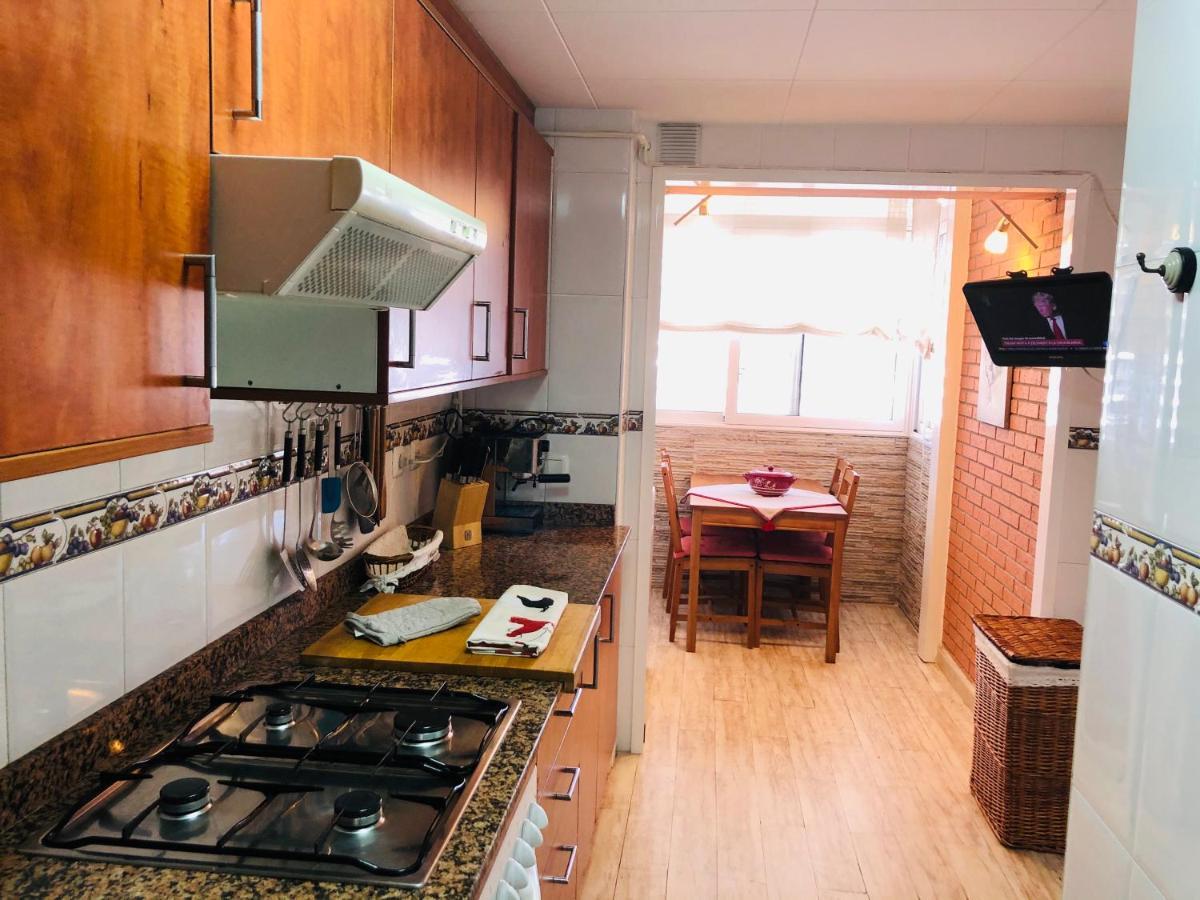 Apartamento Con Terraza Y Piscina En מלגרט דה מאר מראה חיצוני תמונה
